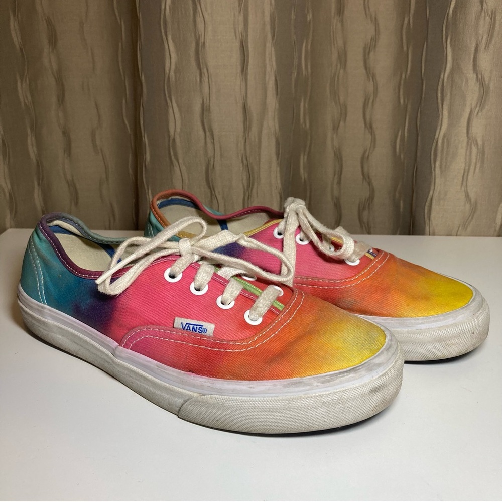 Vans Tie Dye Rainbow Women's 7.5 Men's 6 Low Lace-Up Multicolor Sneakers